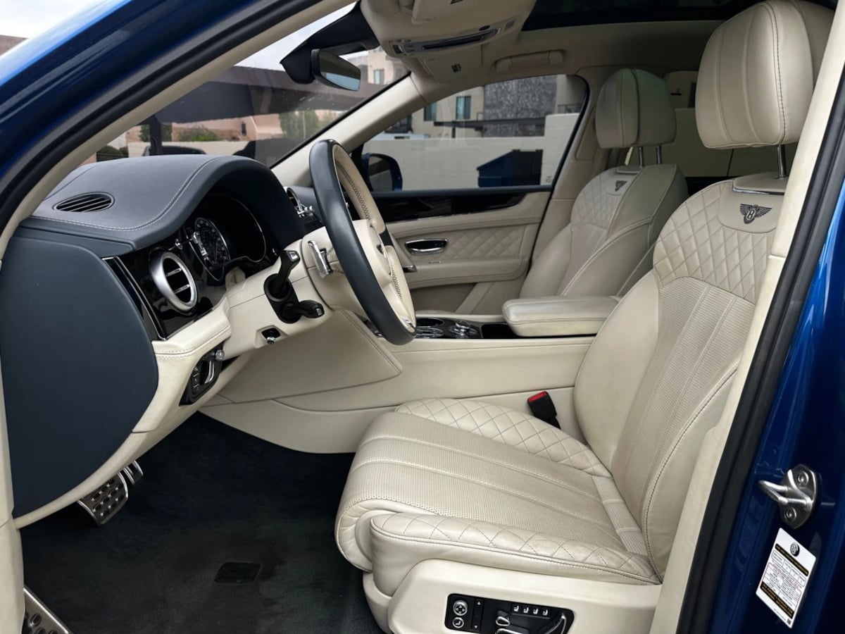 2017 Bentley Bentayga Base - Photo 15