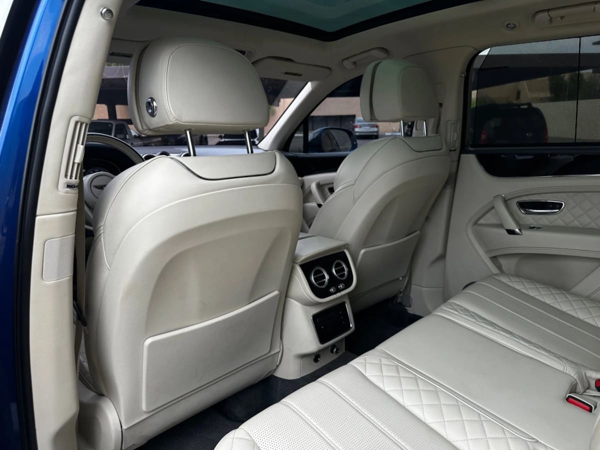 2017 Bentley Bentayga Base - Photo 18