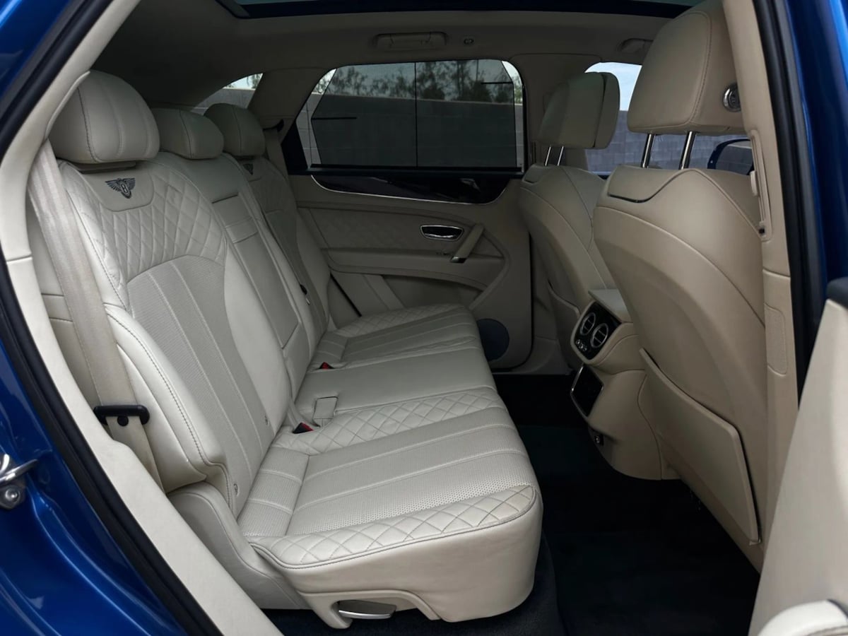 2017 Bentley Bentayga Base - Photo 26