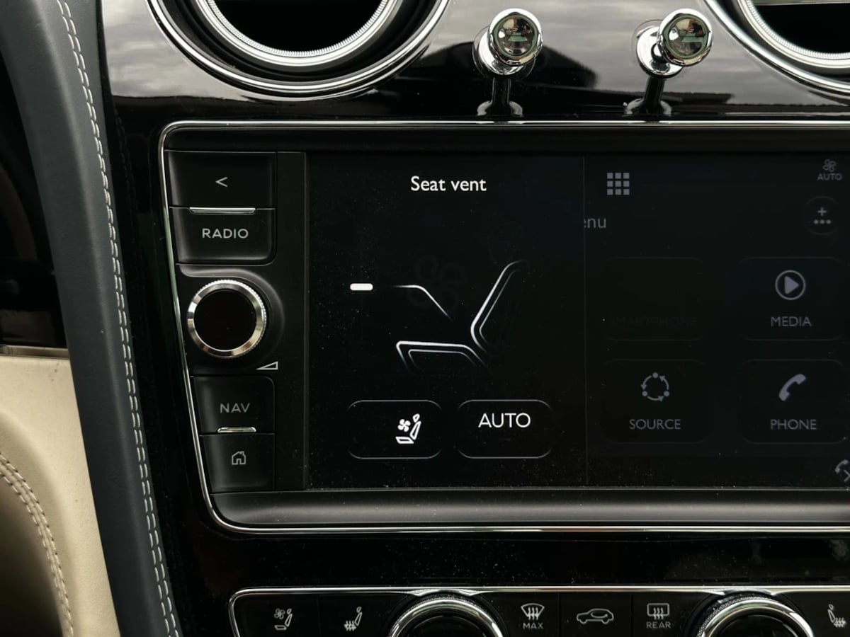 2017 Bentley Bentayga Base - Photo 50