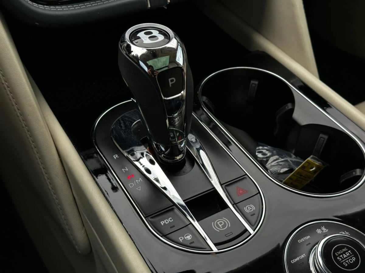2017 Bentley Bentayga Base - Photo 51