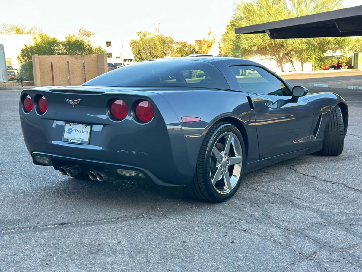 2013 Chevrolet Corvette 1LT photo 3