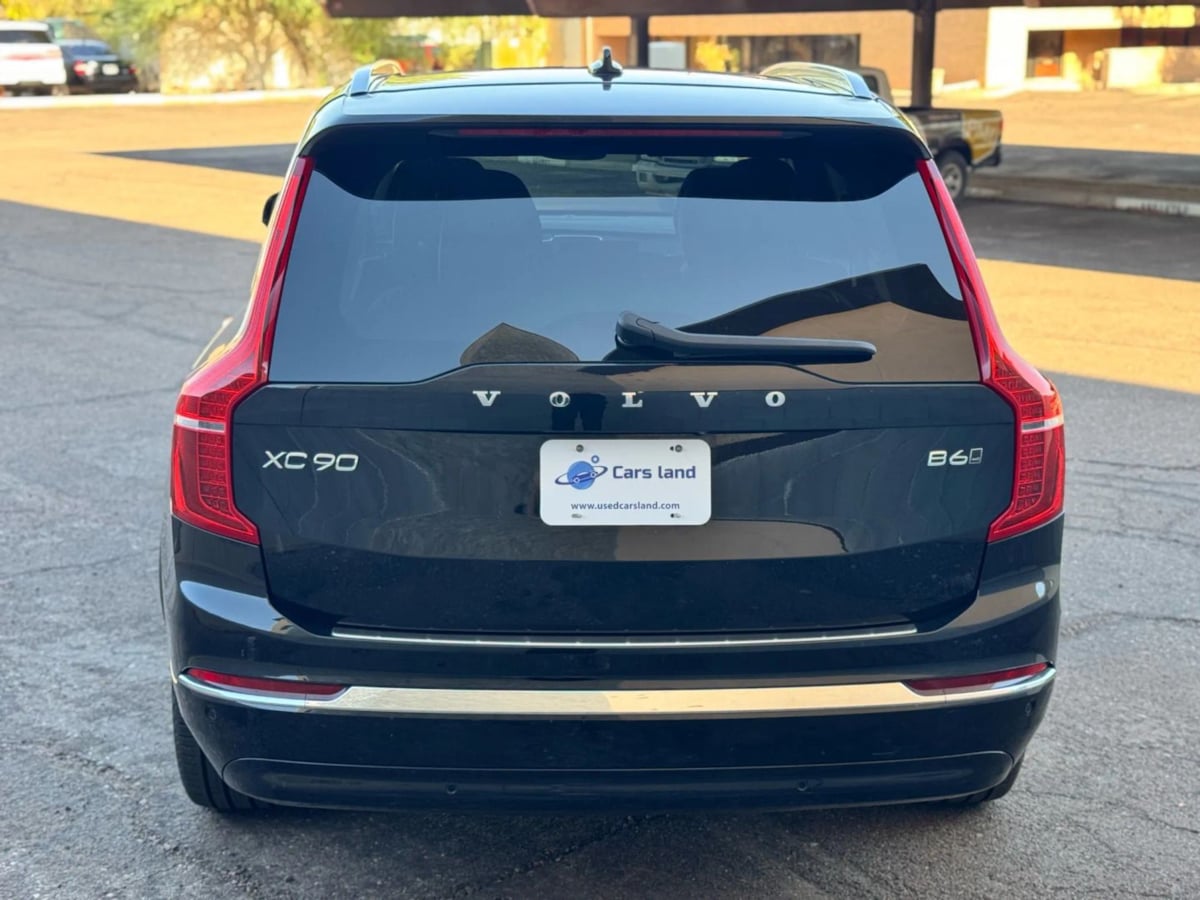 2024 Volvo XC90 Plus photo 2