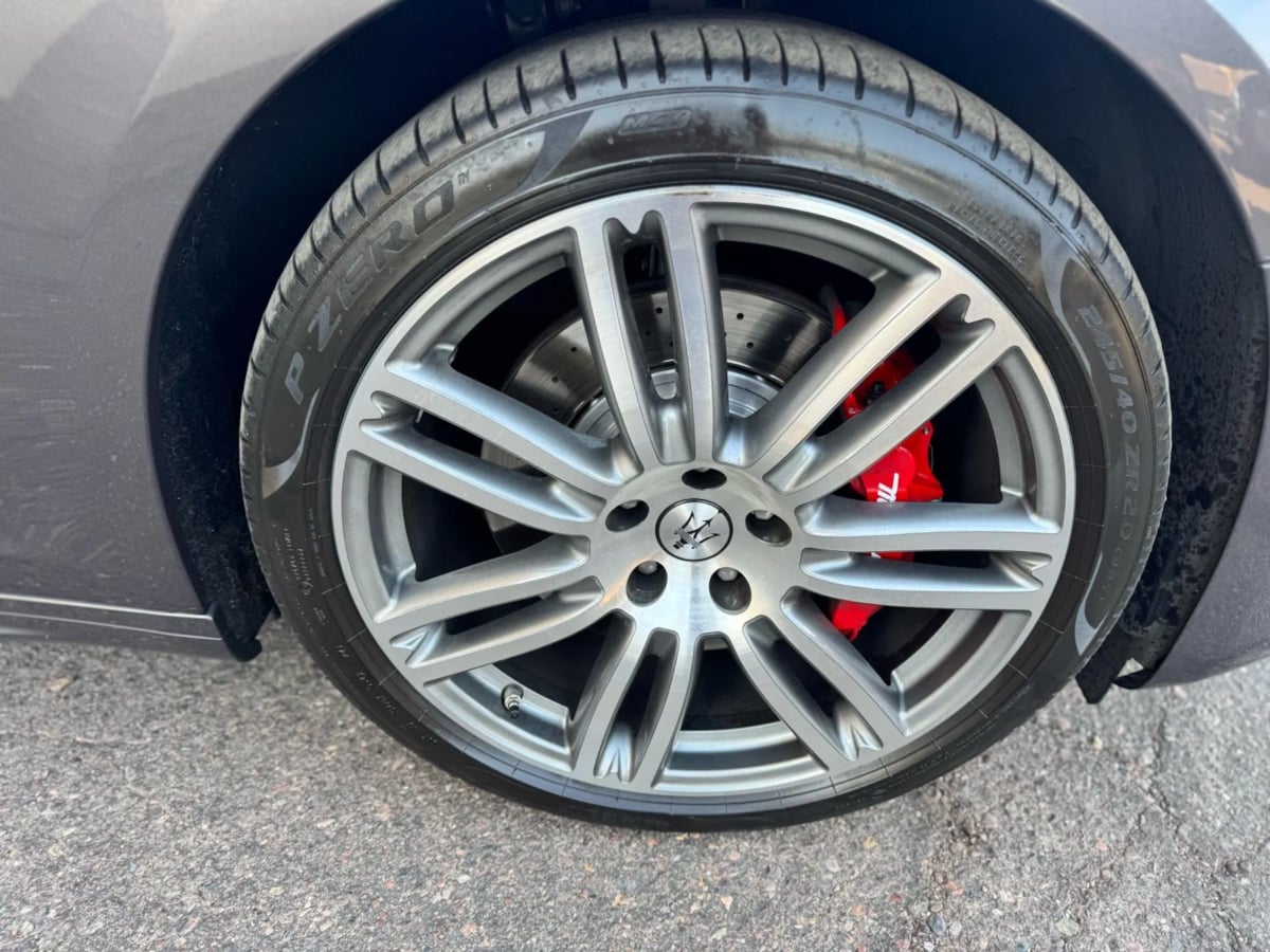2022 Maserati Ghibli Modena Q4 photo 8