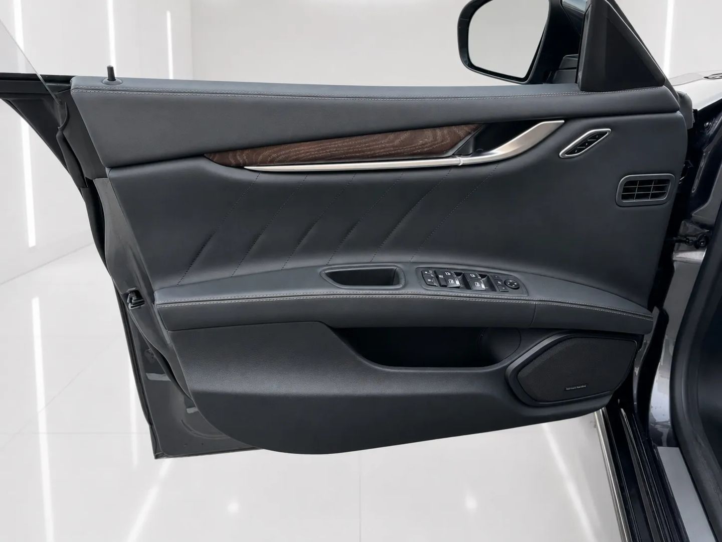 2022 Maserati Ghibli Modena - Photo 14