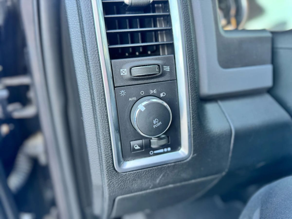 2018 Ram 3500 Big Horn photo 24