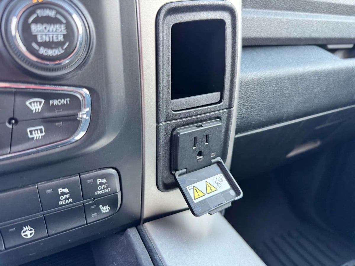 2018 Ram 3500 Big Horn photo 31