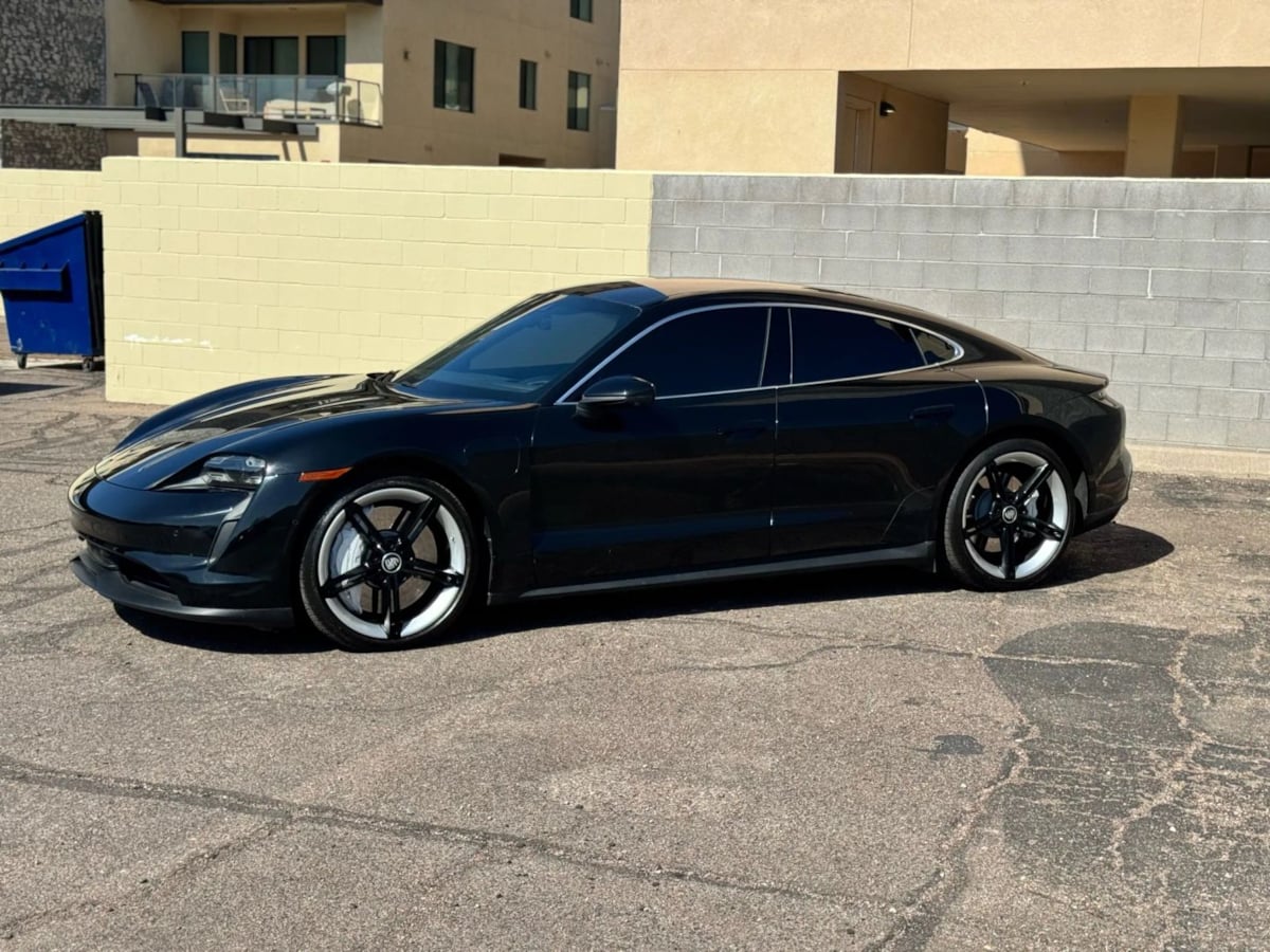 2020 Porsche Taycan 4S photo 5