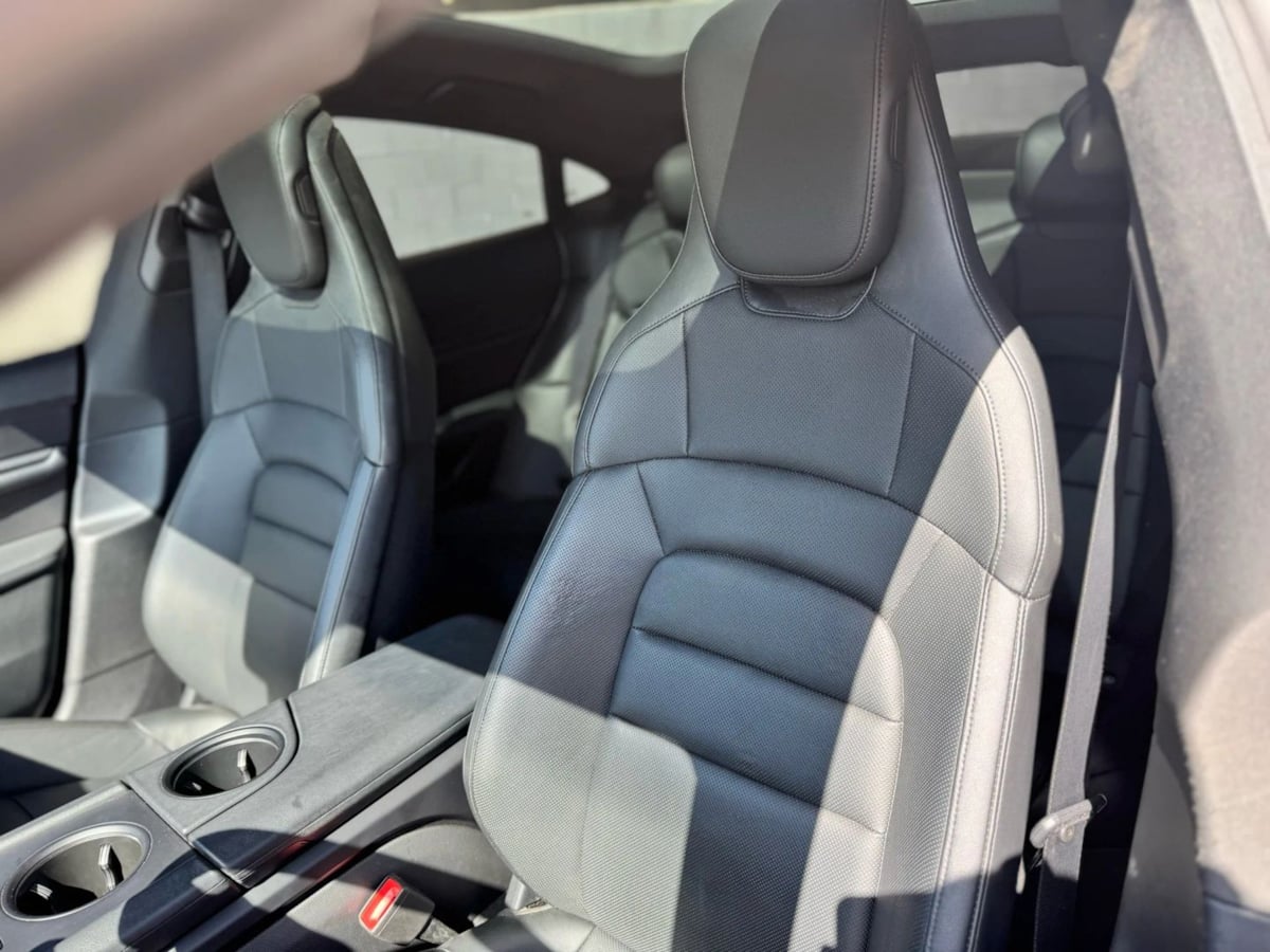 2020 Porsche Taycan 4S photo 15
