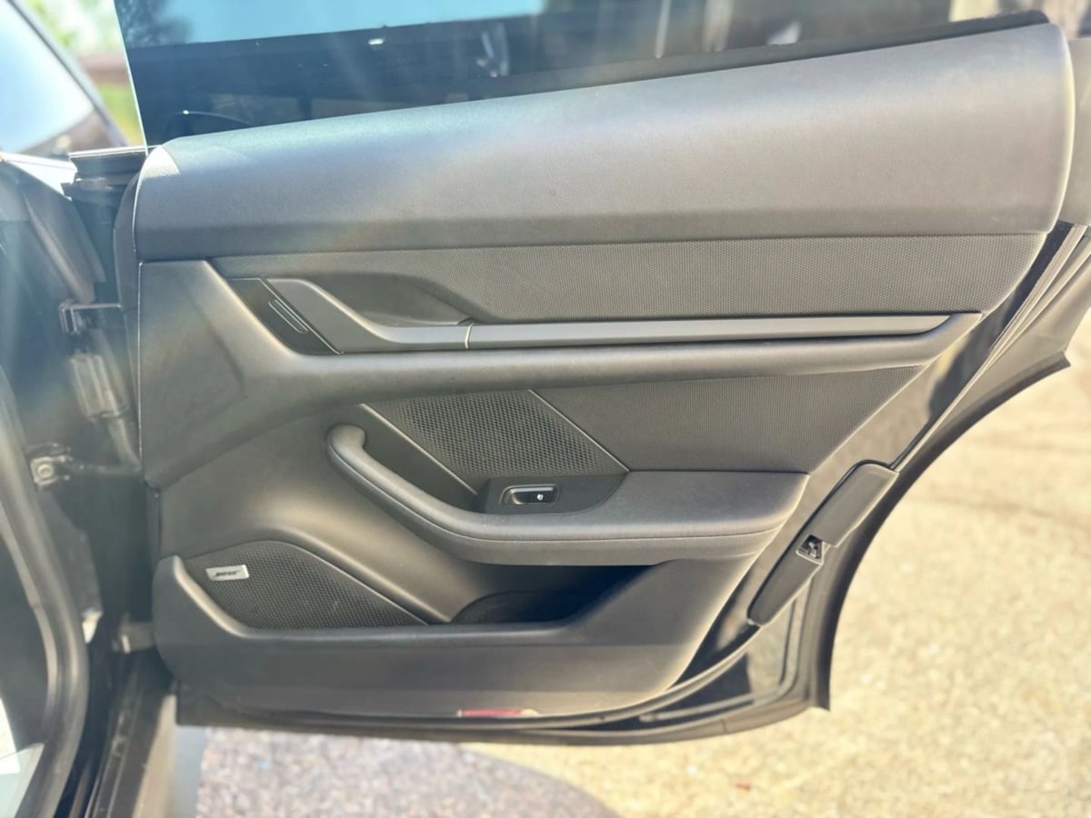 2020 Porsche Taycan 4S photo 19