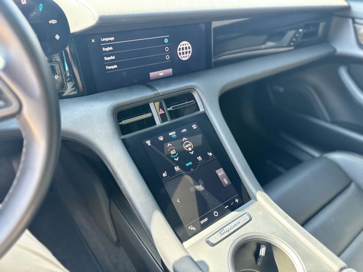 2020 Porsche Taycan 4S photo 27