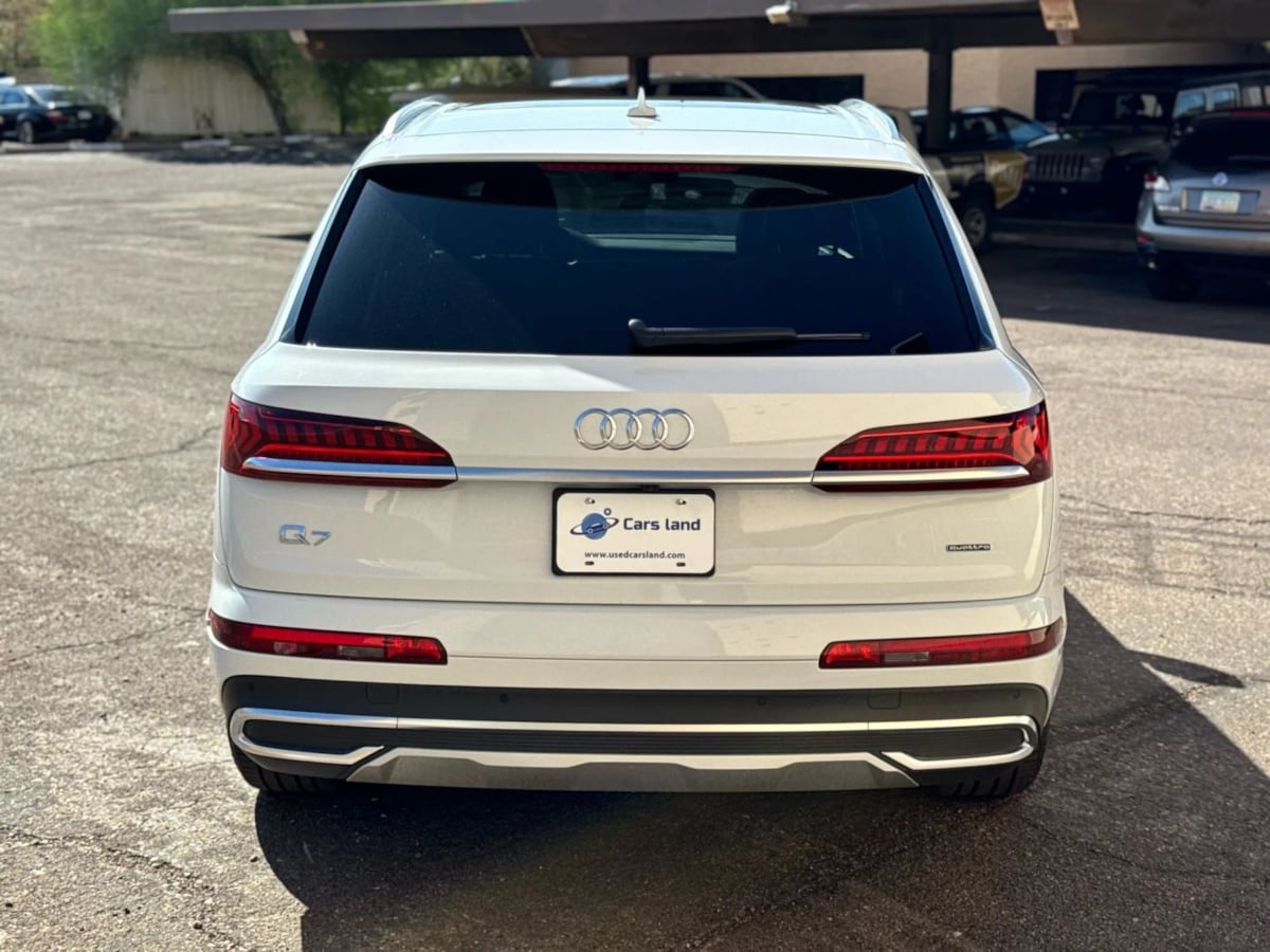 2023 Audi Q7 Premium photo 4