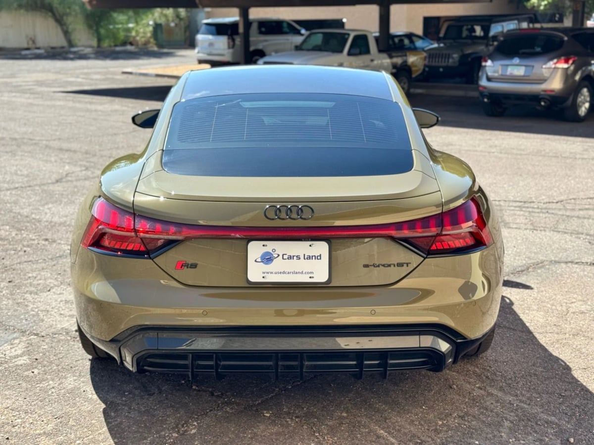 2024 Audi RS e-tron GT Base photo 4