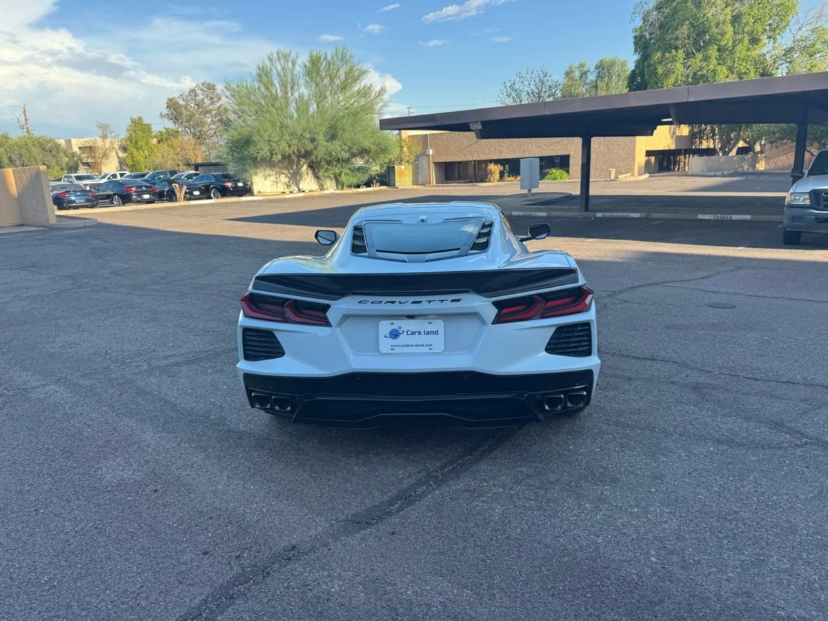 2021 Chevrolet Corvette 2LT photo 3