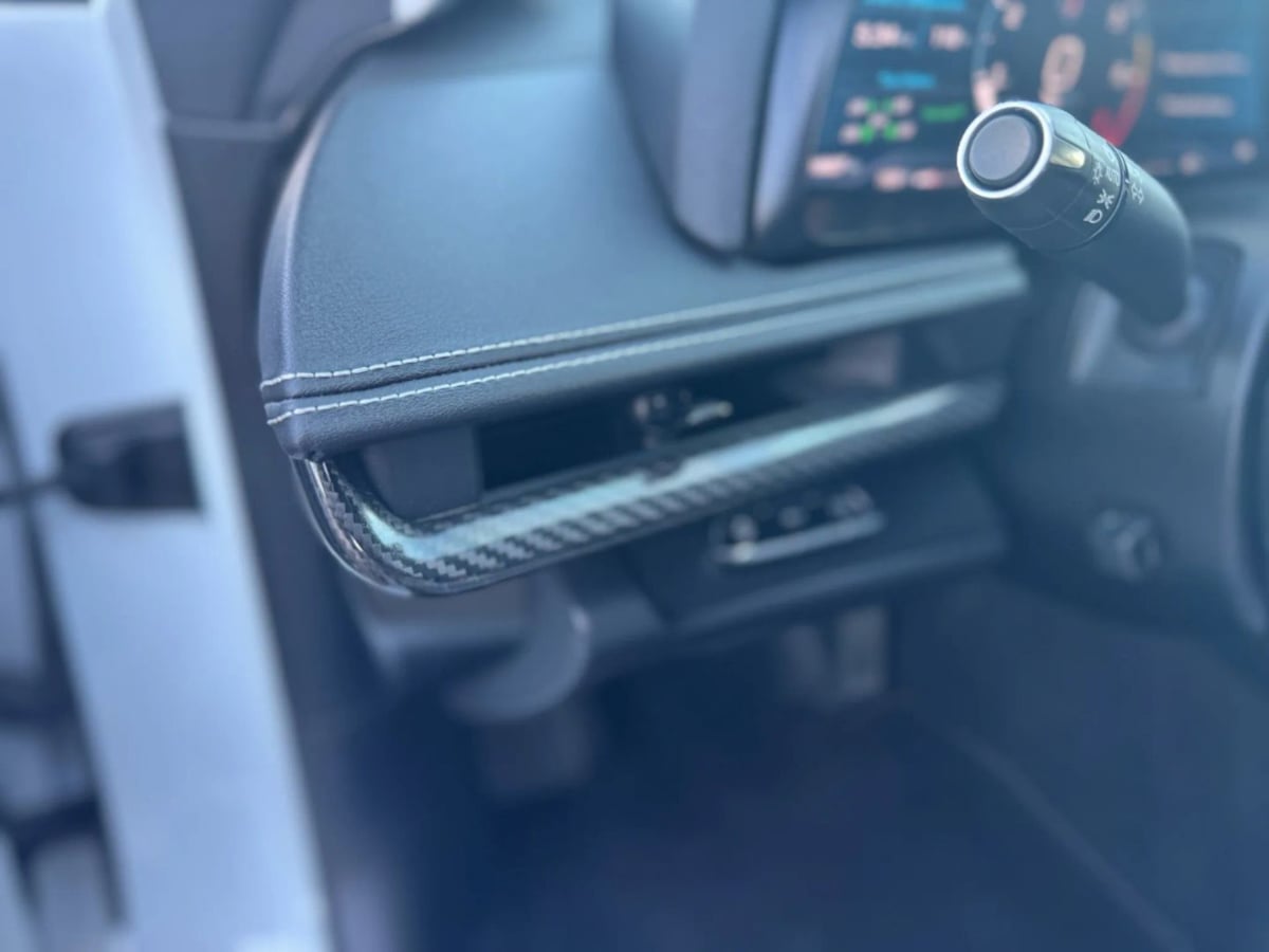 2021 Chevrolet Corvette 2LT photo 12