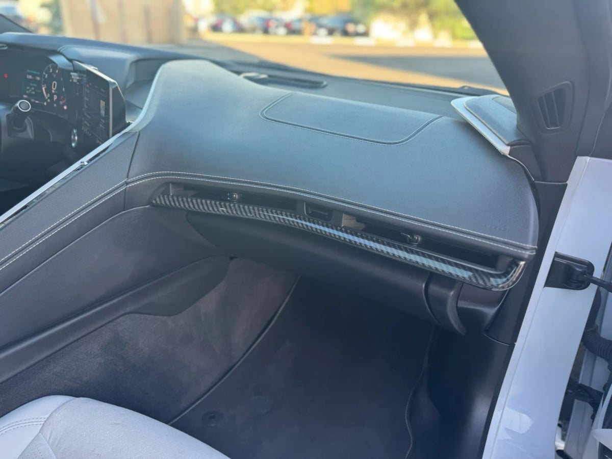 2021 Chevrolet Corvette 2LT photo 18