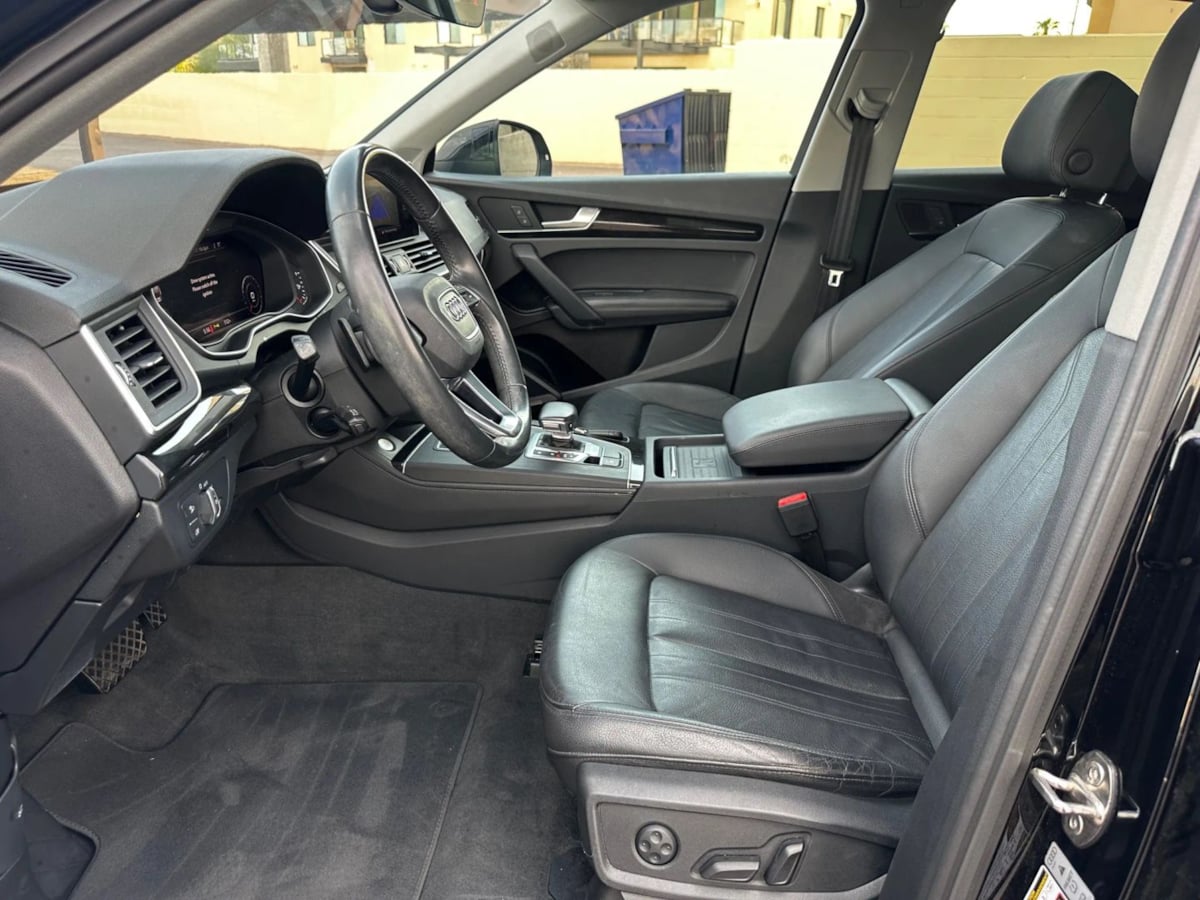 2020 Audi Q5 Premium Plus 45 TFSI photo 4
