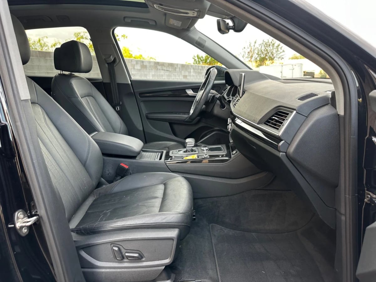 2020 Audi Q5 Premium Plus 45 TFSI photo 16