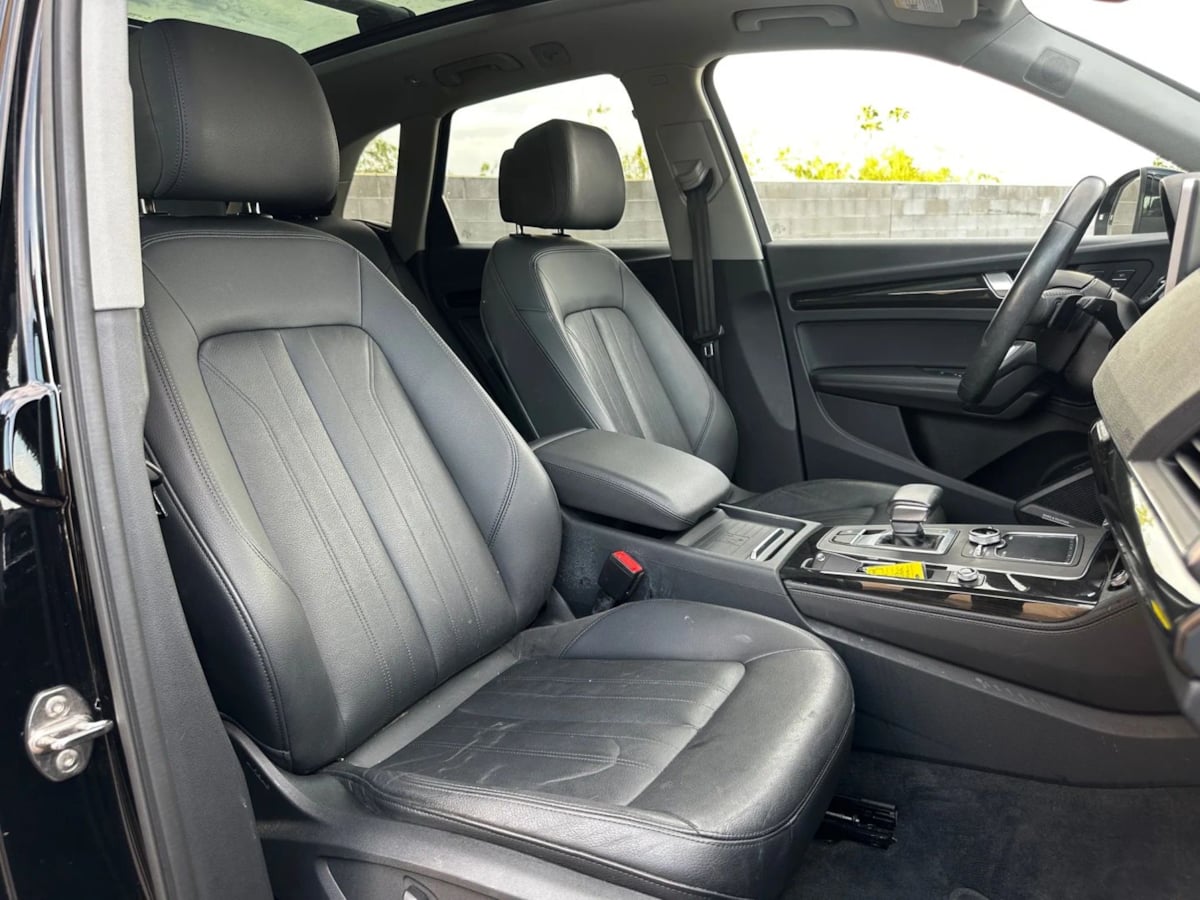 2020 Audi Q5 Premium Plus 45 TFSI photo 17