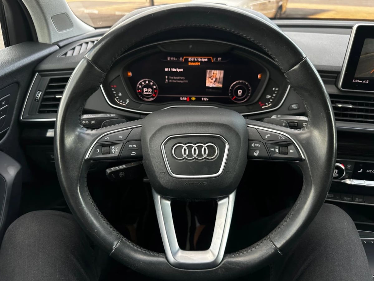 2020 Audi Q5 Premium Plus 45 TFSI photo 19
