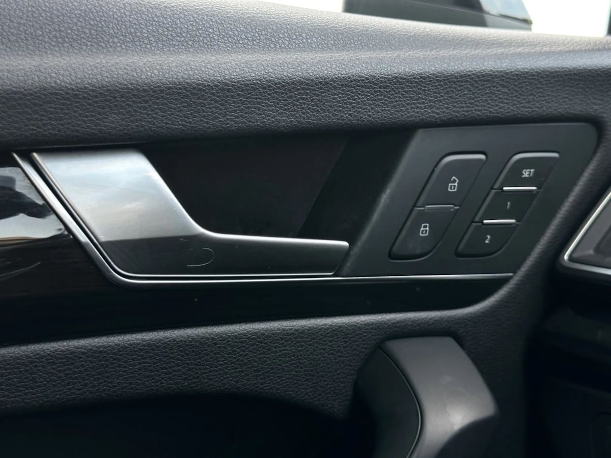 2020 Audi Q5 Premium Plus 45 TFSI photo 21