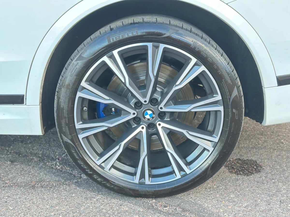 2020 Bmw X7 M50i photo 11