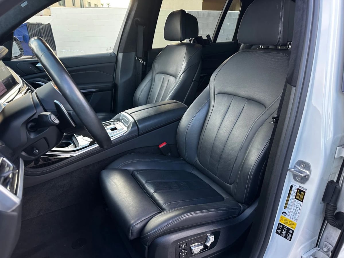 2020 Bmw X7 M50i photo 16