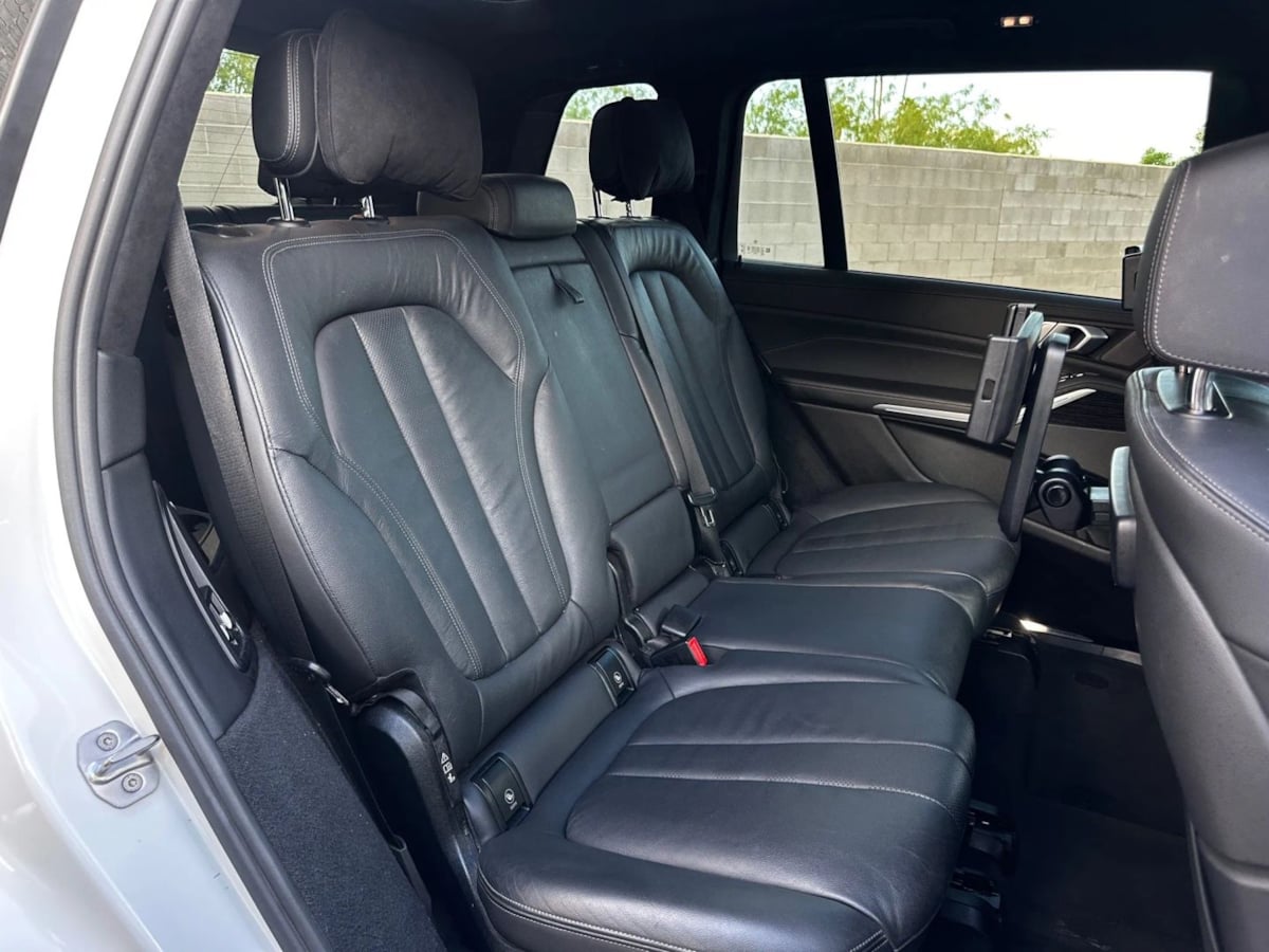 2020 Bmw X7 M50i photo 27
