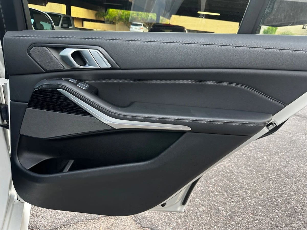 2020 Bmw X7 M50i photo 28