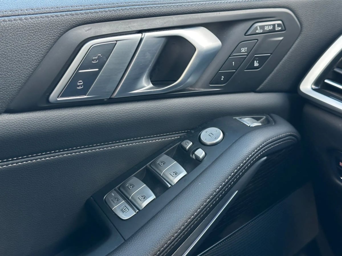 2020 Bmw X7 M50i photo 39