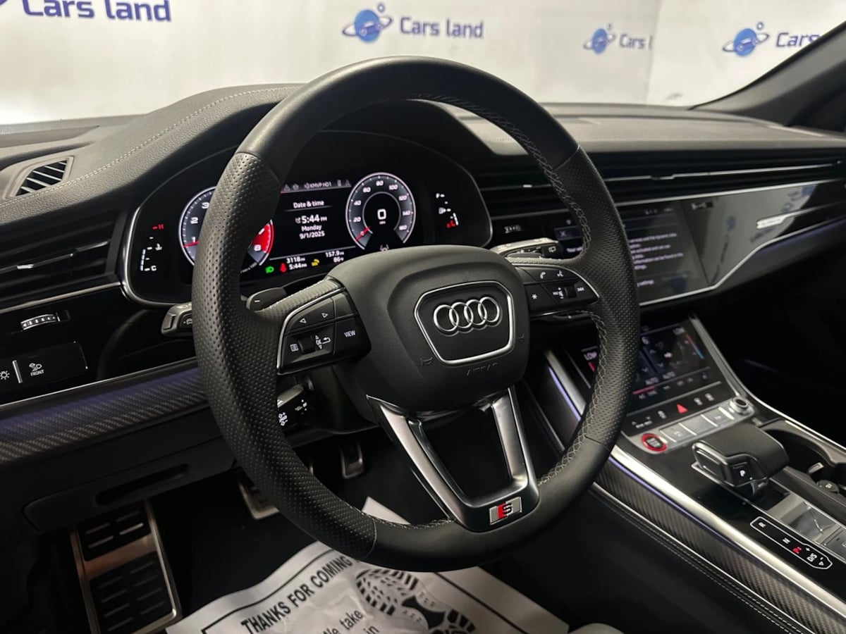 2024 Audi SQ8 Premium Plus photo 9
