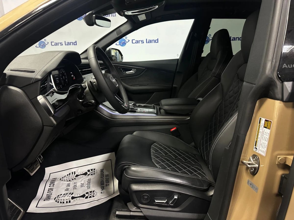 2024 Audi SQ8 Premium Plus photo 10