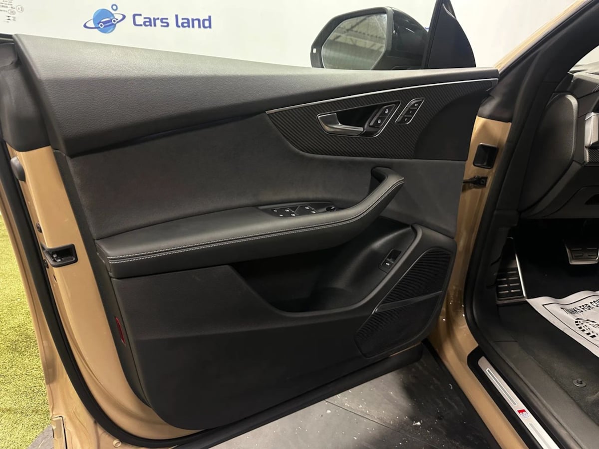 2024 Audi SQ8 Premium Plus photo 12