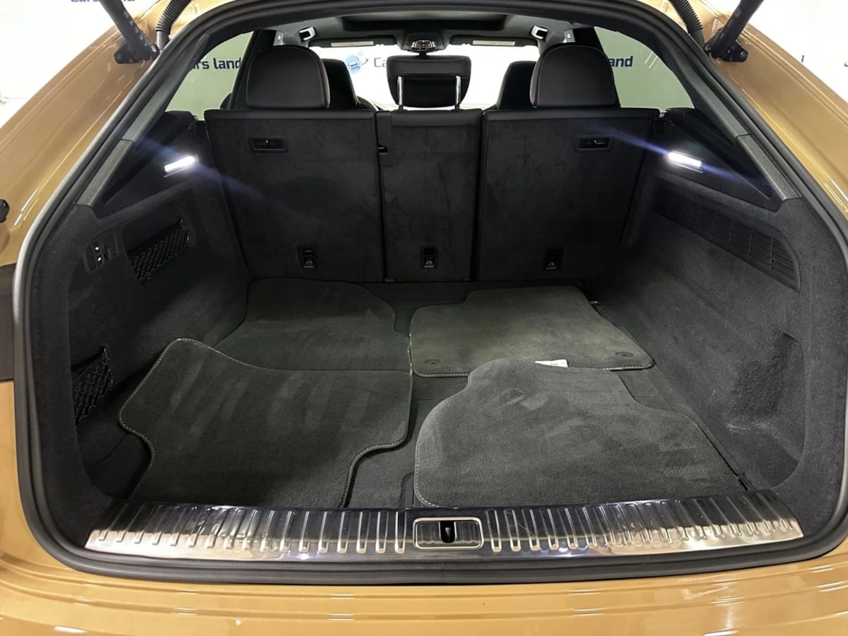 2024 Audi SQ8 Premium Plus photo 18