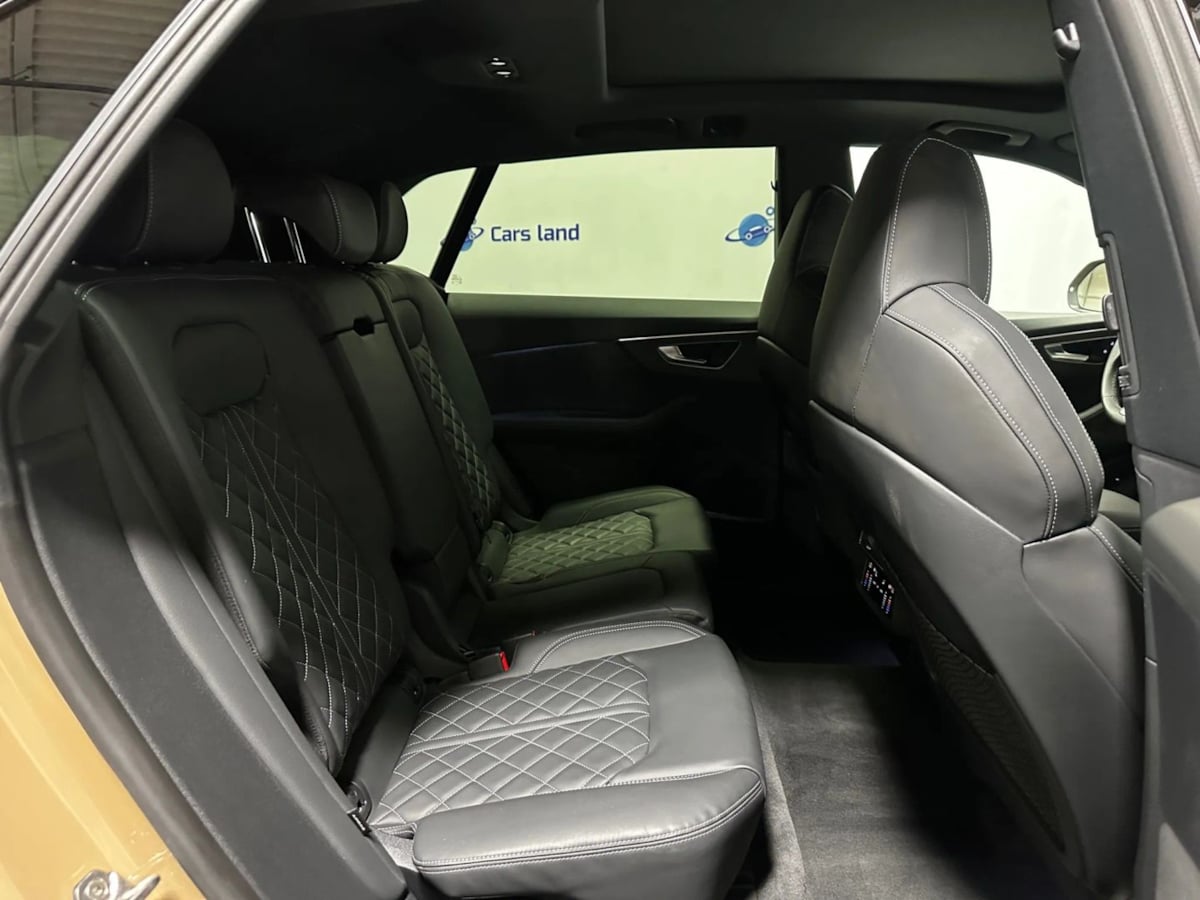 2024 Audi SQ8 Premium Plus photo 21