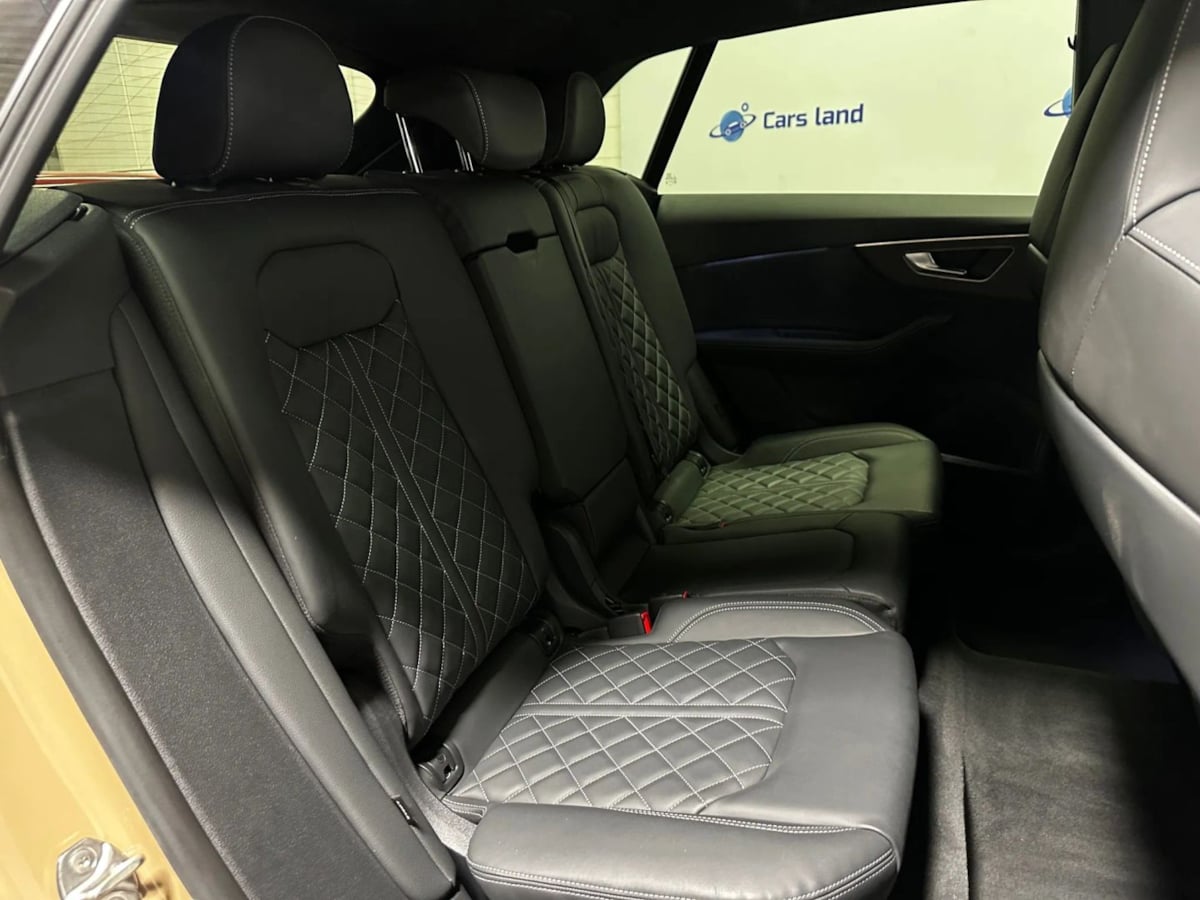 2024 Audi SQ8 Premium Plus photo 22