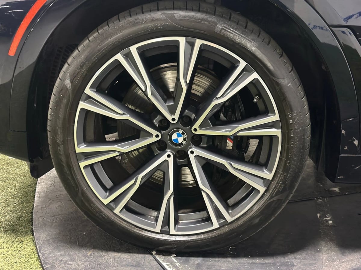 2022 Bmw X7 M50i photo 13