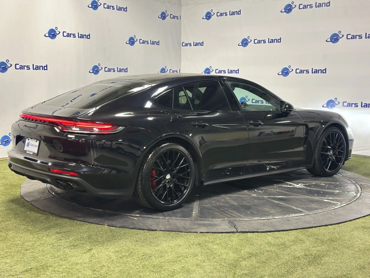 2021 Porsche Panamera 4S photo 5