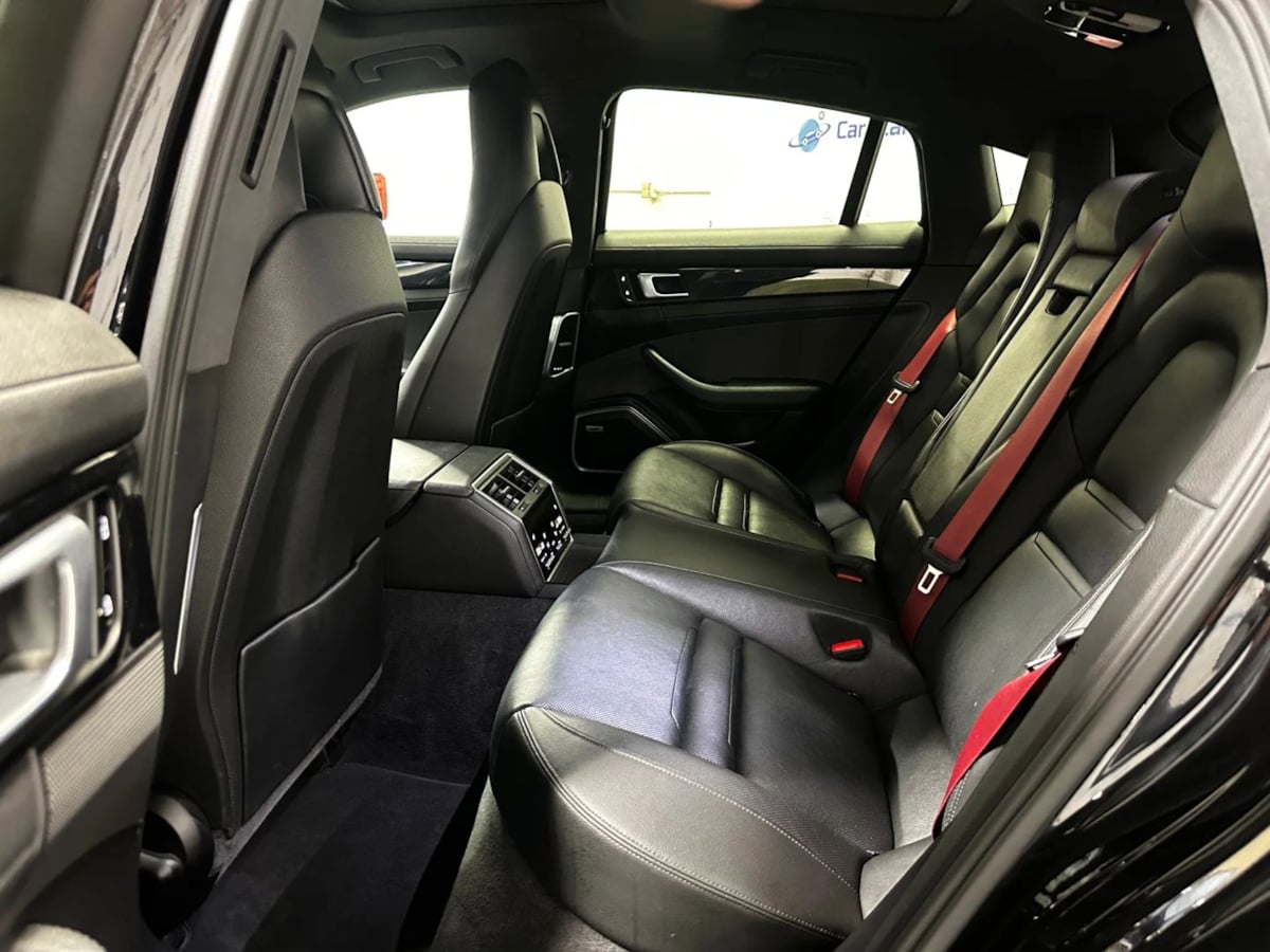 2021 Porsche Panamera 4S photo 19