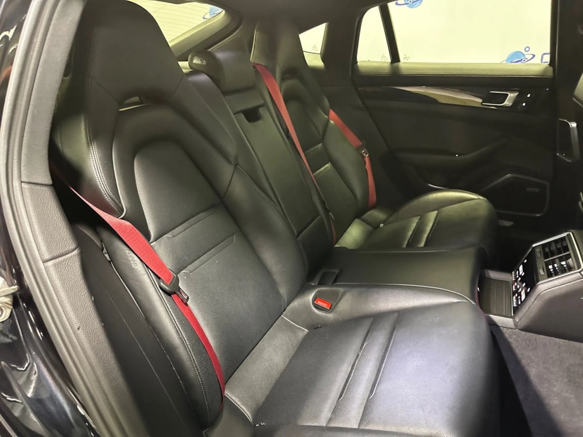2021 Porsche Panamera 4S photo 27