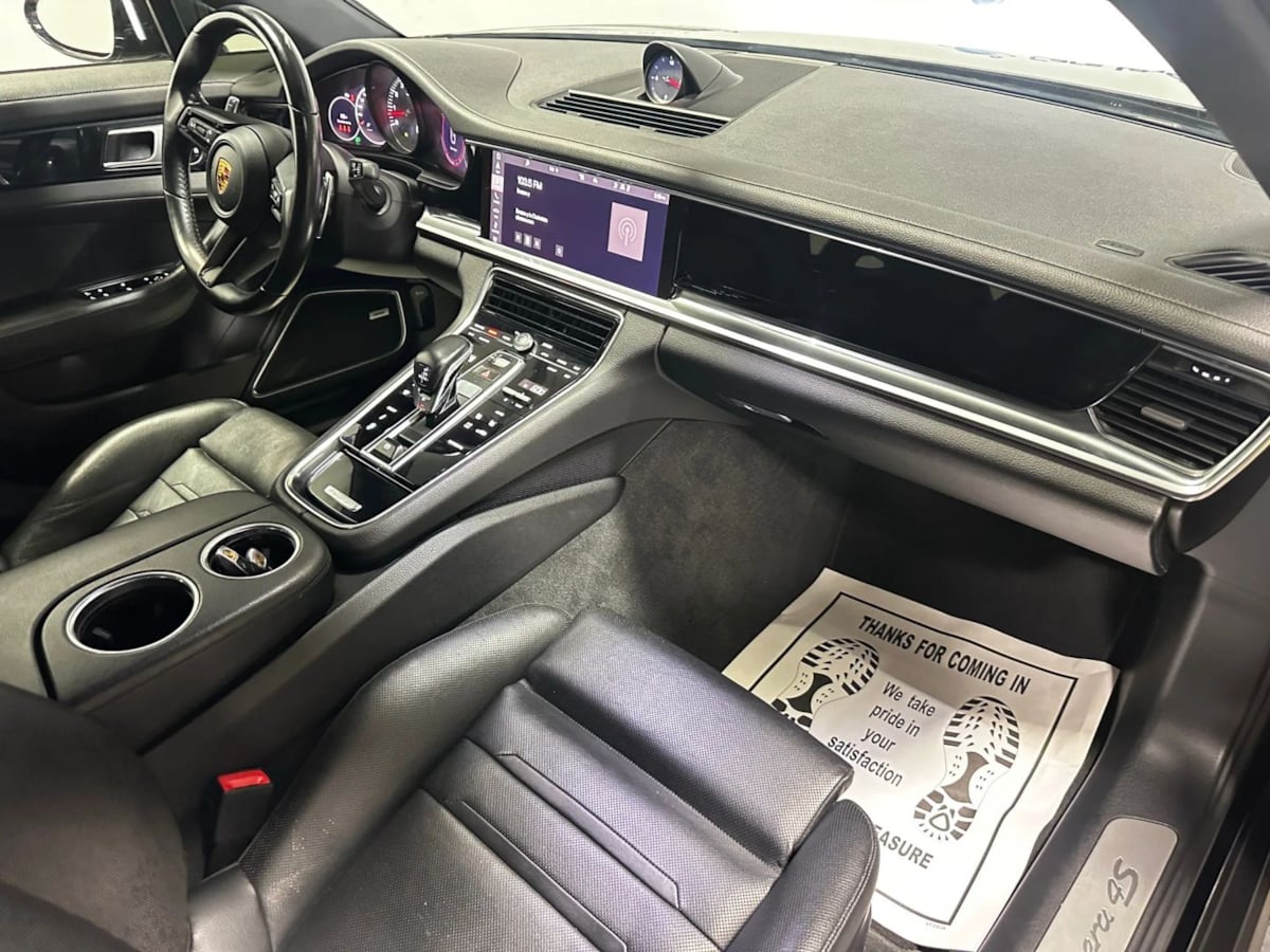 2021 Porsche Panamera 4S photo 29