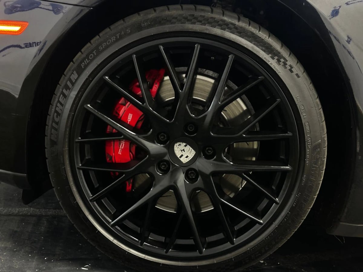 2021 Porsche Panamera 4S photo 35