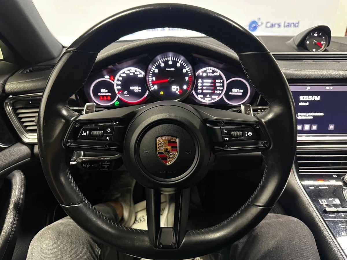 2021 Porsche Panamera 4S photo 39