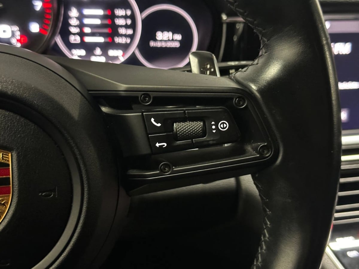 2021 Porsche Panamera 4S photo 41