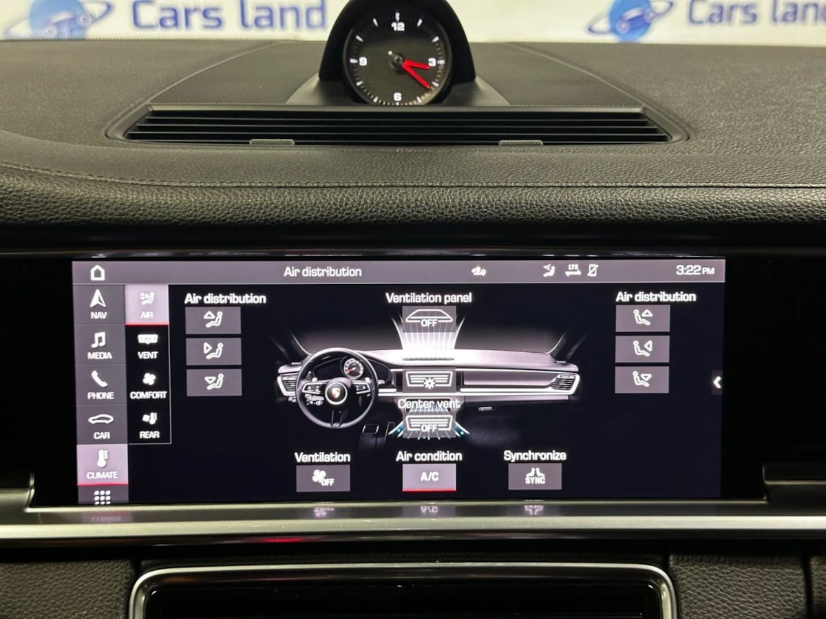 2021 Porsche Panamera 4S photo 48