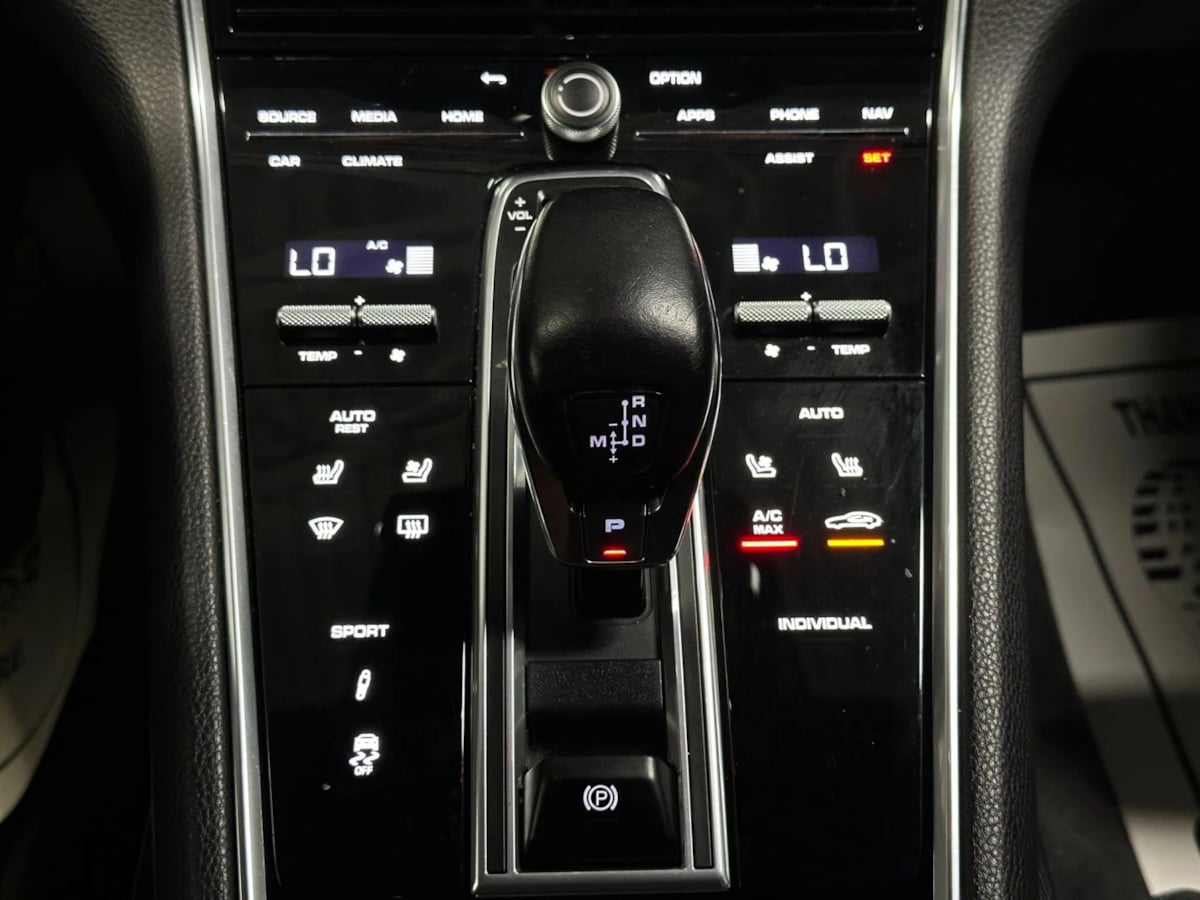 2021 Porsche Panamera 4S photo 53