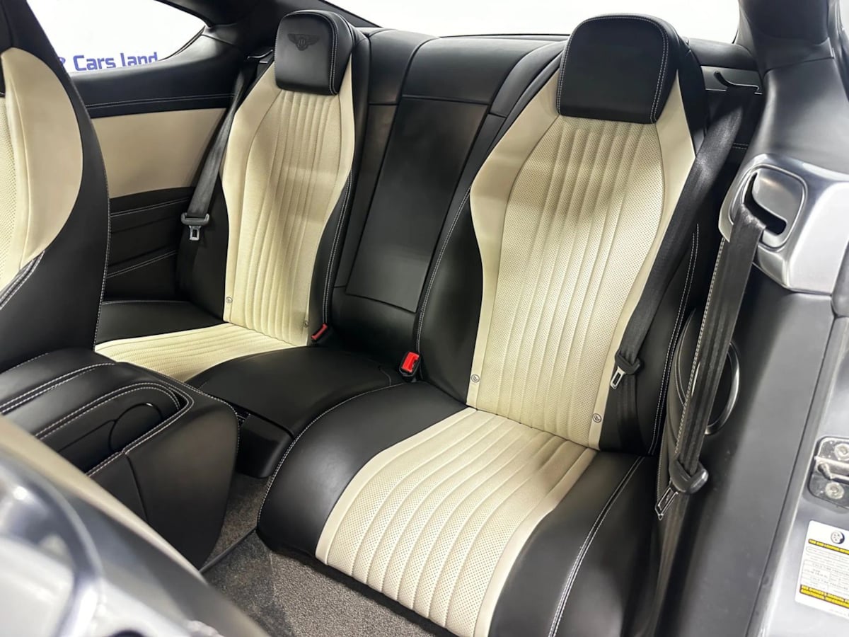 2016 Bentley Continental GT V8 S photo 18