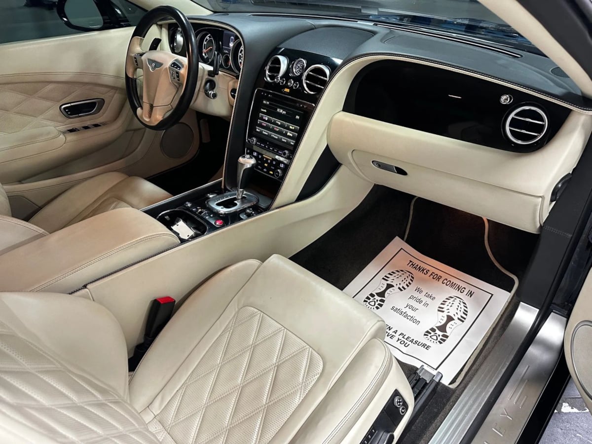 2014 Bentley Continental GT V8 photo 16