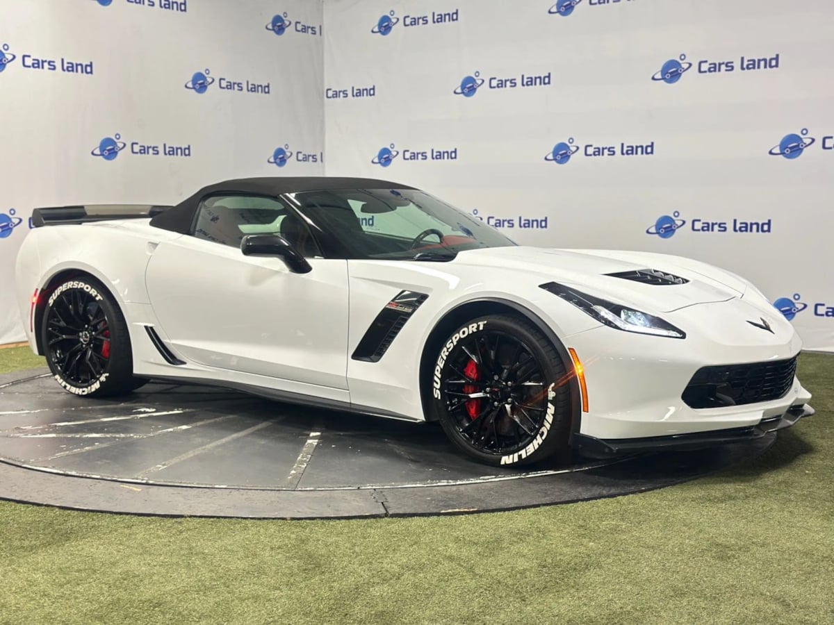 2016 Chevrolet Corvette Z06 3LZ photo 2