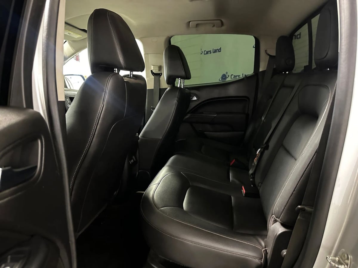 2018 Chevrolet Colorado ZR2 photo 12